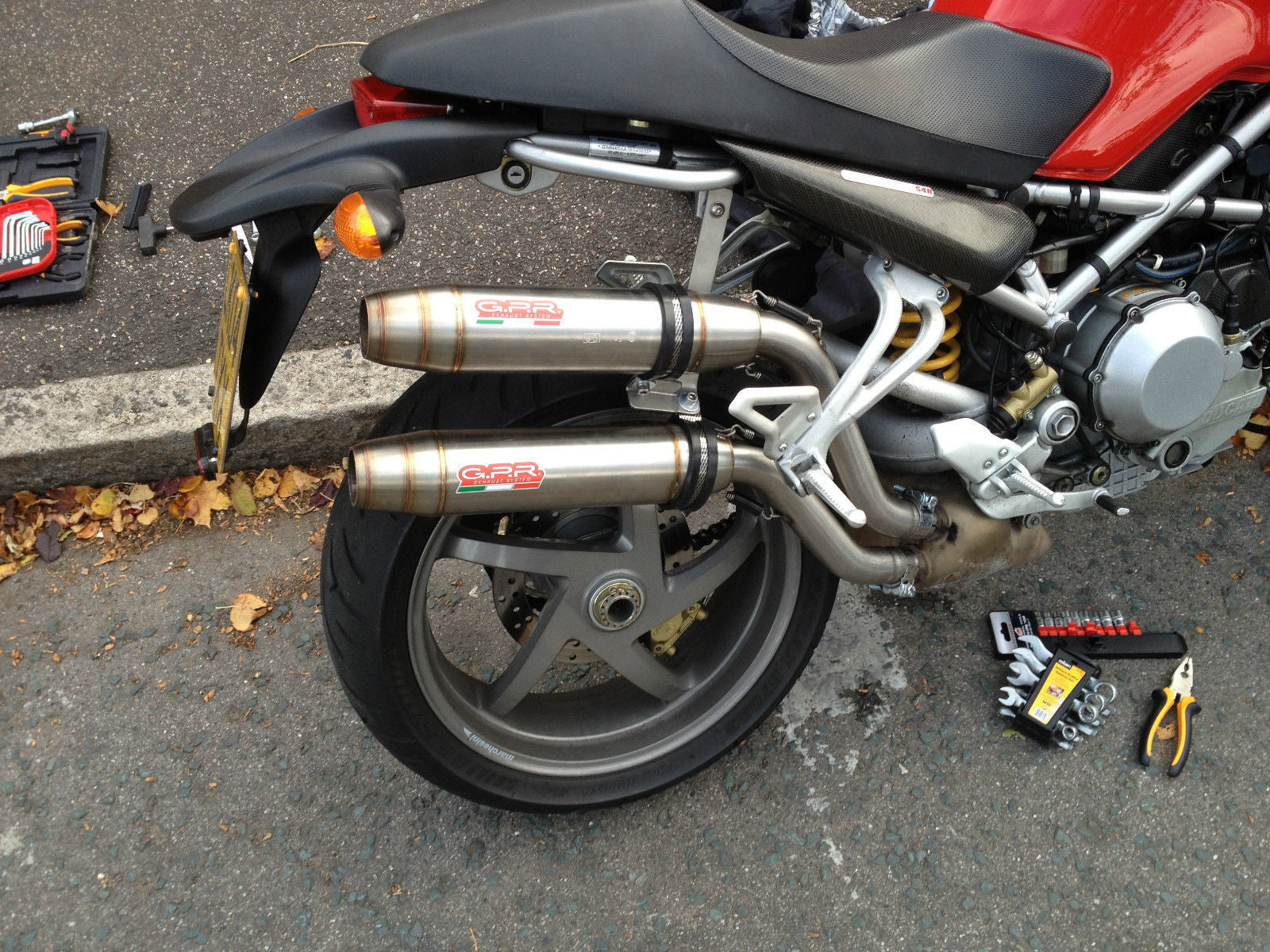 Ducati monster s2r online exhaust