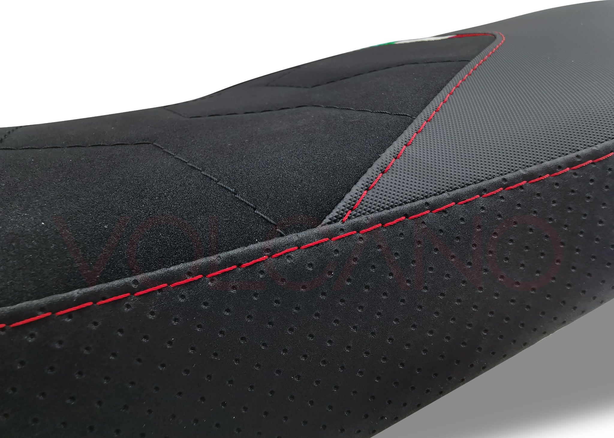 【マグ】VOLCANO Seat cover in Perforated Alcantara for Ducati 899 959 1199 1299 Panigale - Art.d034c ドゥカティ用