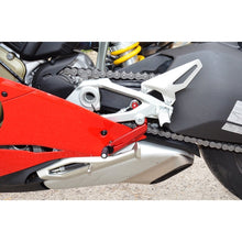 Load image into Gallery viewer, Ducati Panigale V4 Ducabike Italy SBK Adjustable Brake &amp; Clutch levers+Lever Pin